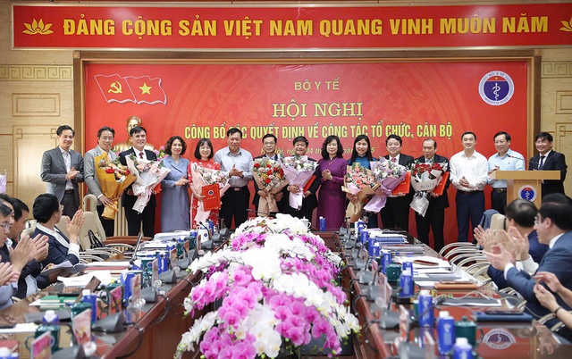 Bộ Y tế bổ nhiệm hàng loạt lãnh đạo các đơn vị trực thuộc- Ảnh 1.