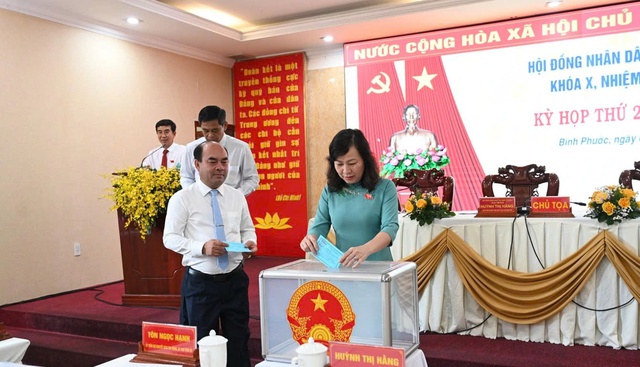 Ông Lê Trường Sơn giữ chức Phó chủ tịch UBND tỉnh Bình Phước- Ảnh 1.