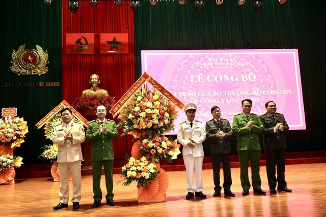 Thượng tá Nguyễn Thế Tuấn được bổ nhiệm làm Phó Giám đốc Công an tỉnh Bắc Giang- Ảnh 3.