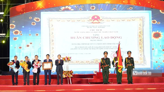 Tây Ninh kỷ niệm 50 năm Ngày Giải phóng miền Nam, Thống nhất đất nước- Ảnh 6. Tây Ninh kỷ niệm 50 năm Ngày Giải phóng miền Nam, Thống nhất đất nước- Ảnh 6.