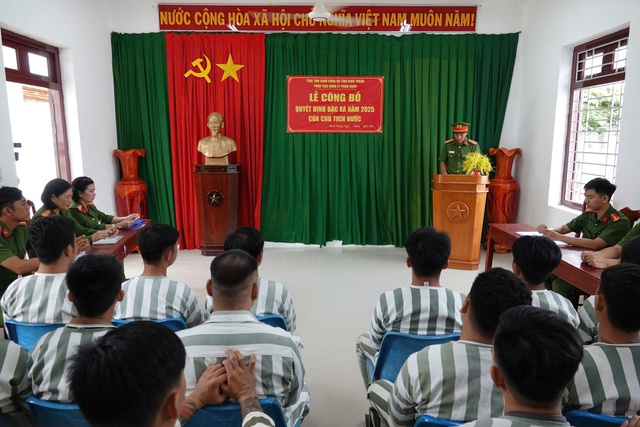 Giấc ngủ ngắn nhất trước ngày được đặc xá của nguyên Chủ tịch xã - Ảnh 3. Giấc ngủ ngắn nhất trước ngày được đặc xá của nguyên Chủ tịch xã - Ảnh 3.