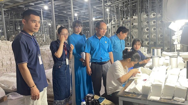 Bình Phước: Sôi nổi lễ khởi động tháng công nhân 2025- Ảnh 6. Bình Phước: Sôi nổi lễ khởi động tháng công nhân 2025- Ảnh 6.
