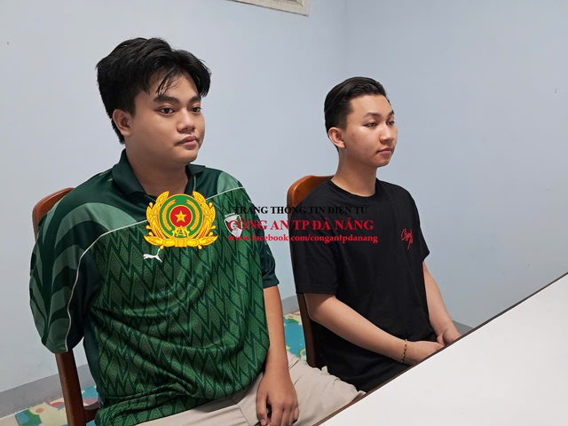 Bắt 2 đối tượng lừa đảo bằng thủ đoạn mở ví điện tử, thẻ tín dụng… để hưởng hoa hồng- Ảnh 1. Bắt 2 đối tượng lừa đảo bằng thủ đoạn mở ví điện tử, thẻ tín dụng… để hưởng hoa hồng- Ảnh 1.