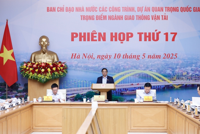Sớm triển khai gói tín dụng 500.000 tỷ đồng cho hạ tầng chiến lược và KHCN- Ảnh 1. Sớm triển khai gói tín dụng 500.000 tỷ đồng cho hạ tầng chiến lược và KHCN- Ảnh 1.