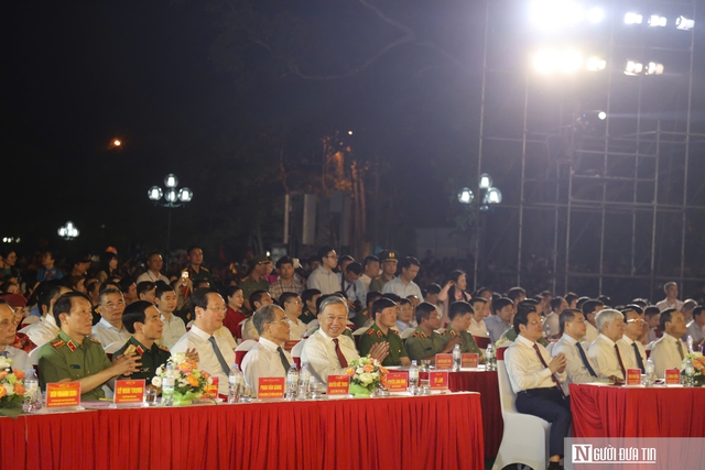 Tổng Bí thư Tô Lâm dự khai mạc Lễ hội Làng Sen, khánh thành tượng Bác Hồ về thăm quê- Ảnh 1. Tổng Bí thư Tô Lâm dự khai mạc Lễ hội Làng Sen, khánh thành tượng Bác Hồ về thăm quê- Ảnh 1.