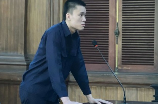 Cần tiền chơi “tài – xỉu”, cựu nhân viên ngân hàng lừa đồng nghiệp cũ gần 4 tỷ đồng- Ảnh 1.