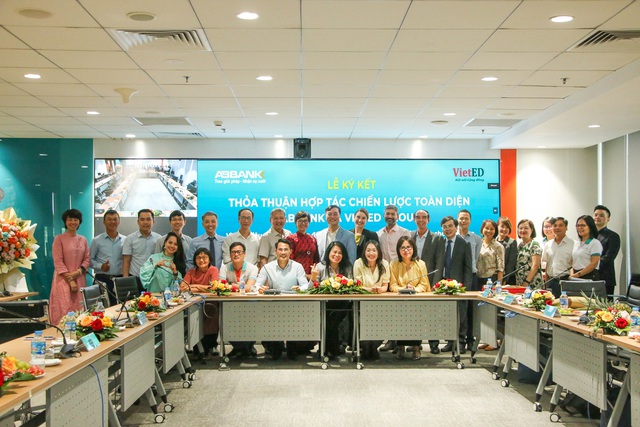 ABBank hợp tác cùng VietED Group xây dựng giải pháp phát triển sinh kế bền vững cho hộ nông dân- Ảnh 2. ABBank hợp tác cùng VietED Group xây dựng giải pháp phát triển sinh kế bền vững cho hộ nông dân- Ảnh 2.