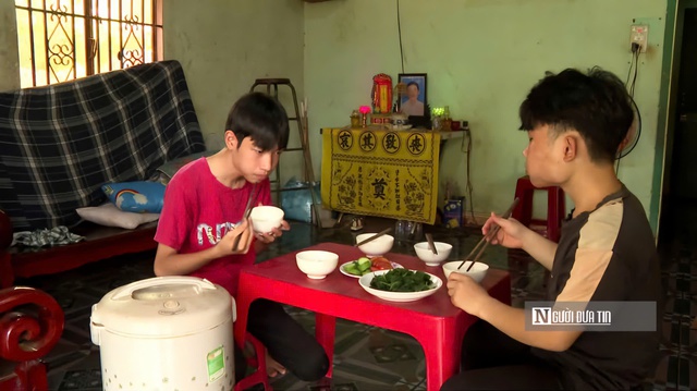 Cậu học trò nhặt ve chai, ôm giấc mơ làm kỹ sư từ căn nhà nhỏ- Ảnh 2. Cậu học trò nhặt ve chai, ôm giấc mơ làm kỹ sư từ căn nhà nhỏ- Ảnh 2.