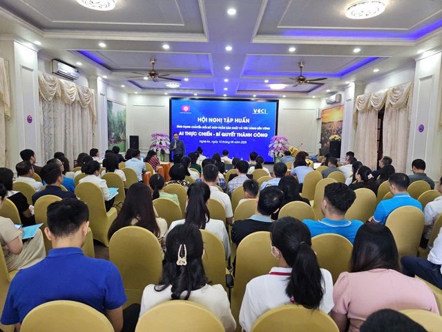 Nghệ An: Gỡ "nút thắt" để tạo đột phá trong chuyển đổi số và phát triển khoa học công nghệ- Ảnh 4. Nghệ An: Gỡ "nút thắt" để tạo đột phá trong chuyển đổi số và phát triển khoa học công nghệ- Ảnh 4.