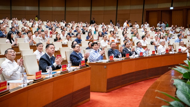 Thủ tướng: Đến năm 2045 kinh tế tư nhân đóng góp trên 60% GDP- Ảnh 1. Thủ tướng: Đến năm 2045 kinh tế tư nhân đóng góp trên 60% GDP- Ảnh 1.