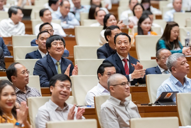 Chủ tịch Quốc hội: Dứt khoát không để tình trạng "nói nhiều làm ít", "nói mà không làm"- Ảnh 2. Chủ tịch Quốc hội: Dứt khoát không để tình trạng "nói nhiều làm ít", "nói mà không làm"- Ảnh 2.