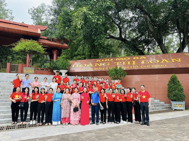 Ngắm thác 9 tầng đẹp lung linh tại khu vực mộ thân mẫu Chủ tịch Hồ Chí Minh- Ảnh 13. Ngắm thác 9 tầng đẹp lung linh tại khu vực mộ thân mẫu Chủ tịch Hồ Chí Minh- Ảnh 13.