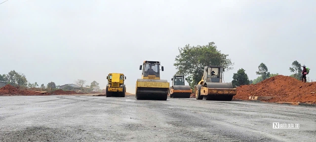 Gia Lai tăng tốc hoàn thành hạ tầng trước khi sáp nhập tỉnh- Ảnh 3. Gia Lai tăng tốc hoàn thành hạ tầng trước khi sáp nhập tỉnh- Ảnh 3.