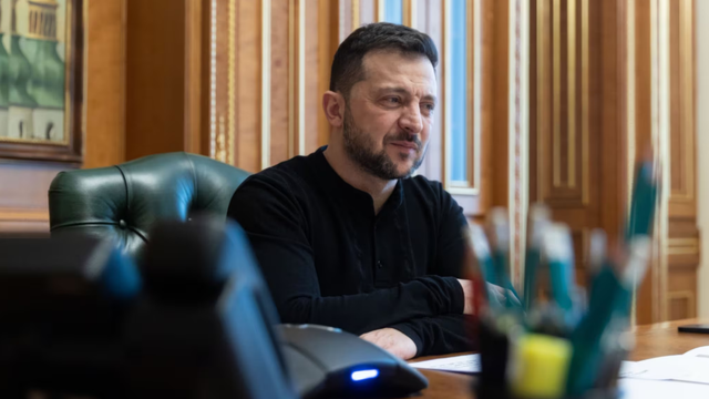 Ông Zelensky nêu địa điểm tiềm năng tổ chức đàm phán với Nga, yêu cầu ông Trump một điều- Ảnh 1. Ông Zelensky nêu địa điểm tiềm năng tổ chức đàm phán với Nga, yêu cầu ông Trump một điều- Ảnh 1.