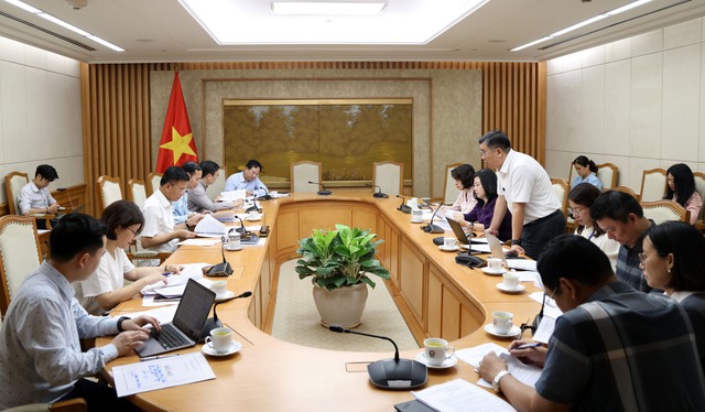Phân cấp mạnh hơn nữa trong lĩnh vực y tế- Ảnh 2. Phân cấp mạnh hơn nữa trong lĩnh vực y tế- Ảnh 2.