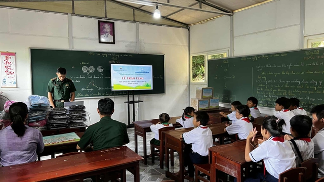 Công ty VEPIC hưởng ứng mạnh mẽ Chương trình “Xóa nhà tạm, nhà dột nát” của Chính phủ: Lan tỏa những mái ấm yêu thương- Ảnh 1. Công ty VEPIC hưởng ứng mạnh mẽ Chương trình “Xóa nhà tạm, nhà dột nát” của Chính phủ: Lan tỏa những mái ấm yêu thương- Ảnh 1.