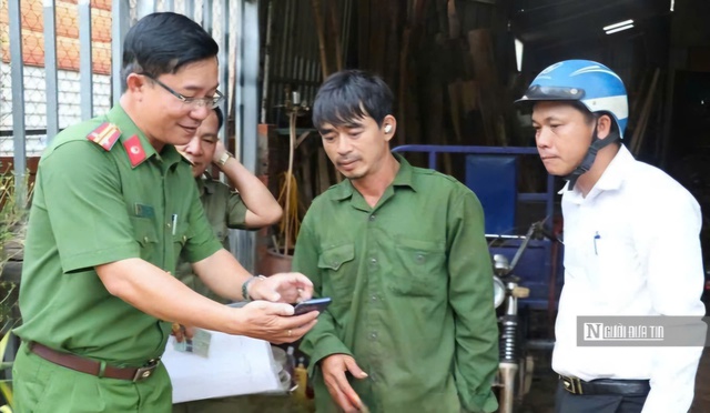 Bình Phước phát động chiến dịch "90 ngày, đêm" tích hợp giấy tờ trên ứng dụng VNeID- Ảnh 3. Bình Phước phát động chiến dịch "90 ngày, đêm" tích hợp giấy tờ trên ứng dụng VNeID- Ảnh 3.