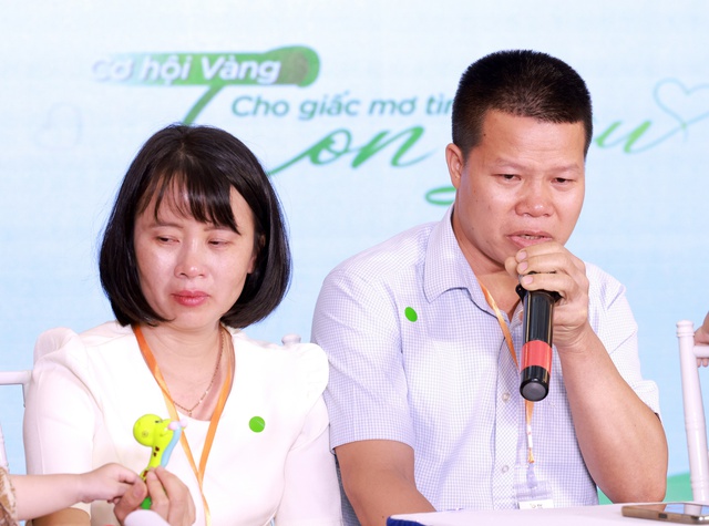 Rơi nước mắt trước câu chuyện của cặp vợ chồng kết hôn, ly hôn rồi lại tái hôn- Ảnh 1. Rơi nước mắt trước câu chuyện của cặp vợ chồng kết hôn, ly hôn rồi lại tái hôn- Ảnh 1.