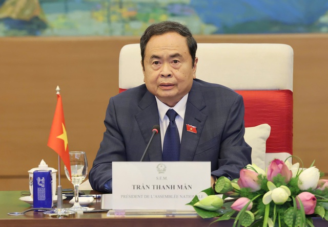 Chủ tịch Quốc hội Trần Thanh Mẫn hội kiến Tổng thống Pháp Macron- Ảnh 4. Chủ tịch Quốc hội Trần Thanh Mẫn hội kiến Tổng thống Pháp Macron- Ảnh 4.