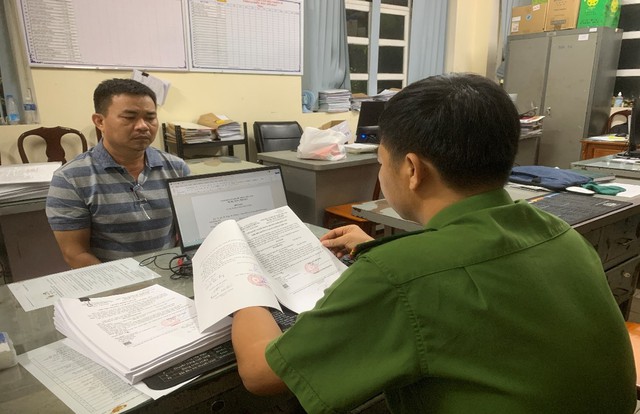 Bắt giữ nhóm đối tượng hoạt động lừa đảo chiếm đoạt tài sản xuyên Việt- Ảnh 5. Bắt giữ nhóm đối tượng hoạt động lừa đảo chiếm đoạt tài sản xuyên Việt- Ảnh 5.