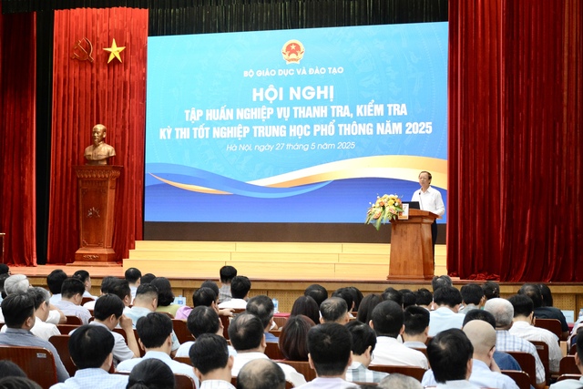 Không để sơ suất nhỏ gây hậu quả lớn trong kỳ thi tốt nghiệp THPT 2025- Ảnh 2. Không để sơ suất nhỏ gây hậu quả lớn trong kỳ thi tốt nghiệp THPT 2025- Ảnh 2.