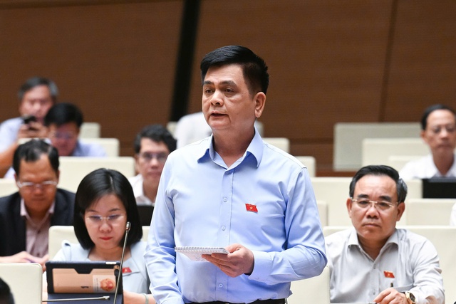 Người nước ngoài muốn nhập tịch, sao bắt họ phải dùng tên tiếng Việt?- Ảnh 1. Người nước ngoài muốn nhập tịch, sao bắt họ phải dùng tên tiếng Việt?- Ảnh 1.