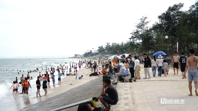 Ngành du lịch Bình Thuận “bứt tốc” mùa lễ, hướng đến phát triển bền vững- Ảnh 3. Ngành du lịch Bình Thuận “bứt tốc” mùa lễ, hướng đến phát triển bền vững- Ảnh 3.