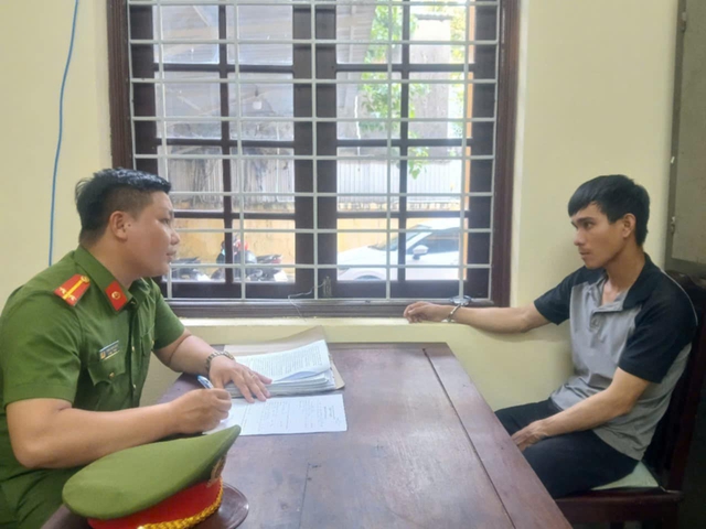 Bắt đối tượng vào Đà Nẵng trốn truy nã vì đem xe ô tô đi cầm cố nhiều nơi- Ảnh 1. Bắt đối tượng vào Đà Nẵng trốn truy nã vì đem xe ô tô đi cầm cố nhiều nơi- Ảnh 1.