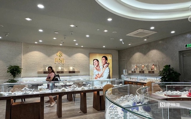 Chuyển hồ sơ có dấu hiệu vi phạm của PNJ sang Bộ Công an- Ảnh 1. Chuyển hồ sơ có dấu hiệu vi phạm của PNJ sang Bộ Công an- Ảnh 1.