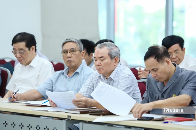 Hội Luật gia Việt Nam tổ chức hội nghị lấy ý kiến sửa đổi, bổ sung Hiến pháp năm 2013- Ảnh 4.