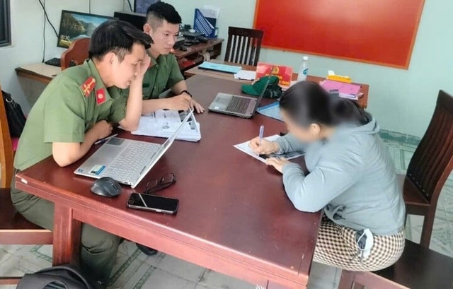 Sự thật bất ngờ vụ người nước ngoài "bắt cóc nữ sinh" ở Đà Nẵng- Ảnh 1. Sự thật bất ngờ vụ người nước ngoài "bắt cóc nữ sinh" ở Đà Nẵng- Ảnh 1.