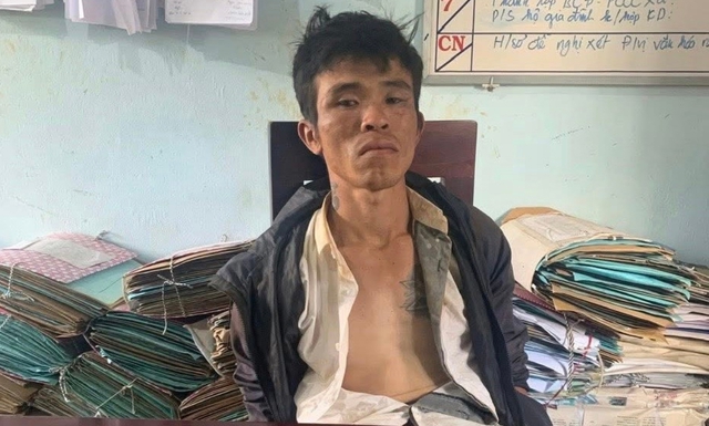 Công an Gia Lai ráo riết truy bắt đối tượng trộm xe máy, đâm bị thương 2 cán bộ- Ảnh 1. Công an Gia Lai ráo riết truy bắt đối tượng trộm xe máy, đâm bị thương 2 cán bộ- Ảnh 1.