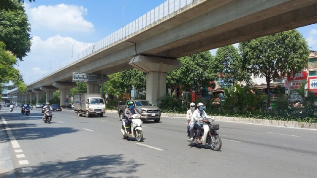 Dự báo thời tiết ngày 5/5: Miền Bắc nắng nóng gay gắt trước khi mưa to "sầm sập" ập về- Ảnh 1. Dự báo thời tiết ngày 5/5: Miền Bắc nắng nóng gay gắt trước khi mưa to "sầm sập" ập về- Ảnh 1.