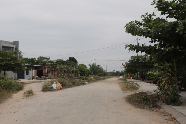 5 năm làm chưa xong tuyến đường 2km ở Quảng Nam- Ảnh 2. 5 năm làm chưa xong tuyến đường 2km ở Quảng Nam- Ảnh 2.