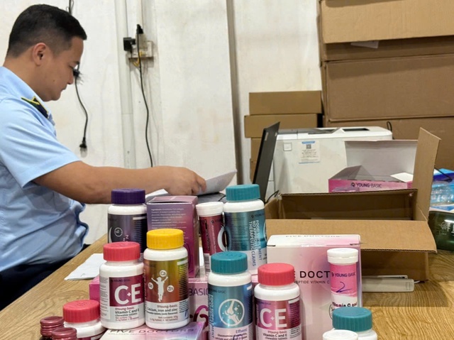 Tăng cường thanh tra, kiểm tra các sản phẩm thực phẩm trên thị trường- Ảnh 1. Tăng cường thanh tra, kiểm tra các sản phẩm thực phẩm trên thị trường- Ảnh 1.