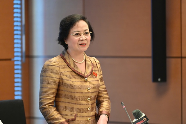 Bộ trưởng Bộ Nội vụ: Giữ ngạch công chức để tạo cơ chế "có vào, có ra"- Ảnh 1. Bộ trưởng Bộ Nội vụ: Giữ ngạch công chức để tạo cơ chế "có vào, có ra"- Ảnh 1.