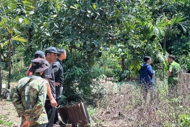 2 người đàn ông tử vong khi bơm nước cho vịt, nghi do điện giật- Ảnh 1. 2 người đàn ông tử vong khi bơm nước cho vịt, nghi do điện giật- Ảnh 1.