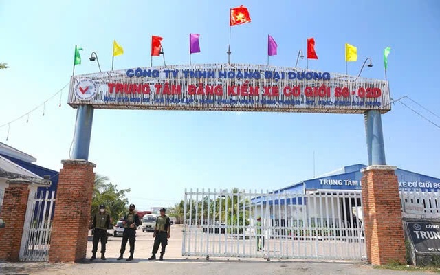Bản án cho 2 phó giám đốc nhận hối lộ, làm khống hồ sơ tại trung tâm đăng kiểm ở Bình Thuận- Ảnh 6. Bản án cho 2 phó giám đốc nhận hối lộ, làm khống hồ sơ tại trung tâm đăng kiểm ở Bình Thuận- Ảnh 6.
