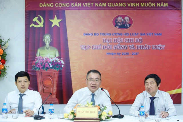 Chi bộ Tạp chí Đời sống và Pháp luật tổ chức thành công Đại hội nhiệm kỳ 2025-2027- Ảnh 6. Chi bộ Tạp chí Đời sống và Pháp luật tổ chức thành công Đại hội nhiệm kỳ 2025-2027- Ảnh 6.