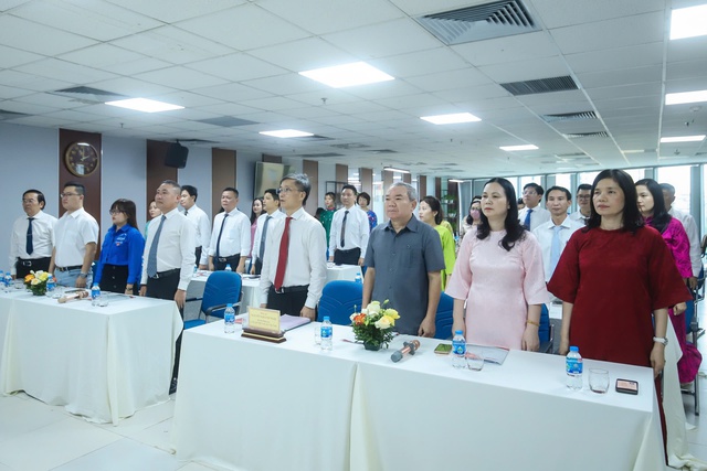 Chi bộ Tạp chí Đời sống và Pháp luật tổ chức thành công Đại hội nhiệm kỳ 2025-2027- Ảnh 1. Chi bộ Tạp chí Đời sống và Pháp luật tổ chức thành công Đại hội nhiệm kỳ 2025-2027- Ảnh 1.