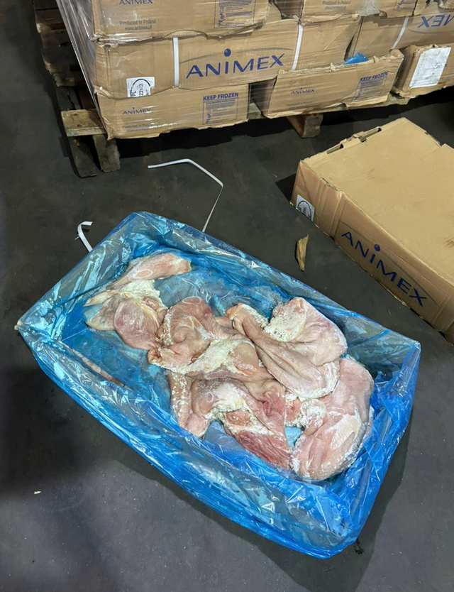 Công an Tp.HCM phát hiện gần 70 tấn nội tạng, thịt động vật không rõ nguồn gốc- Ảnh 2. Công an Tp.HCM phát hiện gần 70 tấn nội tạng, thịt động vật không rõ nguồn gốc- Ảnh 2.