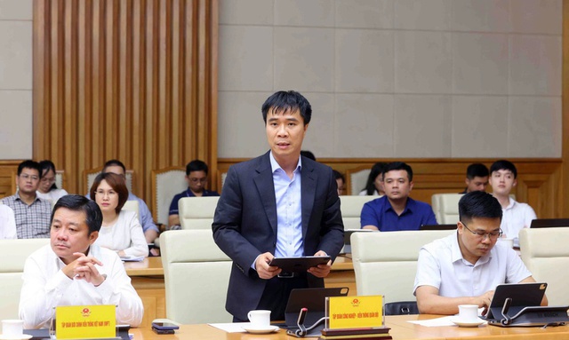 Bộ Nội vụ: 6.738 nhiệm vụ được rà soát, 32 nghị định phân quyền sắp ban hành- Ảnh 3. Bộ Nội vụ: 6.738 nhiệm vụ được rà soát, 32 nghị định phân quyền sắp ban hành- Ảnh 3.