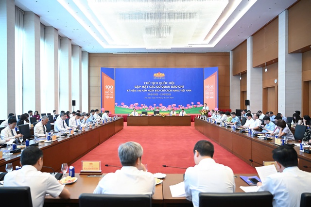 Chủ tịch Quốc hội: Tạo điều kiện tối đa để báo chí hoạt động hiệu quả- Ảnh 1. Chủ tịch Quốc hội: Tạo điều kiện tối đa để báo chí hoạt động hiệu quả- Ảnh 1.