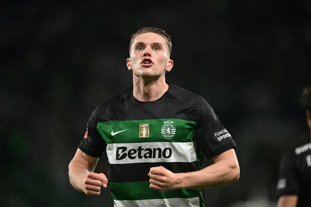Viktor Gyokeres đang thu hút sự quan tâm từ hàng loạt "ông lớn" châu Âu. (AFP/Getty Images) Viktor Gyokeres đang thu hút sự quan tâm từ hàng loạt "ông lớn" châu Âu. (AFP/Getty Images)