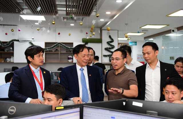 Kỷ lục Việt Nam xướng tên Meey Group với bộ giải pháp công nghệ lĩnh vực bất động sản có số lượng sản phẩm nhiều nhất- Ảnh 4. Kỷ lục Việt Nam xướng tên Meey Group với bộ giải pháp công nghệ lĩnh vực bất động sản có số lượng sản phẩm nhiều nhất- Ảnh 4.