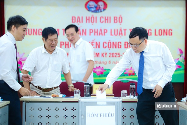 Chi bộ Trung tâm TVPL Thăng Long và Phát triển cộng đồng tổ chức Đại hội nhiệm kỳ 2025-2027- Ảnh 4.