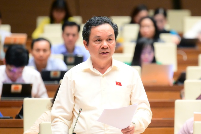 Lo doanh nghiệp nhập linh kiện lắp ráp đường sắt, đại biểu đề nghị "siết" quy định đặt hàng- Ảnh 1. Lo doanh nghiệp nhập linh kiện lắp ráp đường sắt, đại biểu đề nghị "siết" quy định đặt hàng- Ảnh 1.