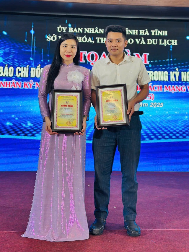 Báo chí Hà Tĩnh tiếp nối sứ mệnh trong kỷ nguyên mới- Ảnh 6. Báo chí Hà Tĩnh tiếp nối sứ mệnh trong kỷ nguyên mới- Ảnh 6.