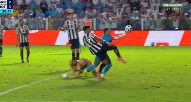 Neymar tái hiện Neymar tái hiện