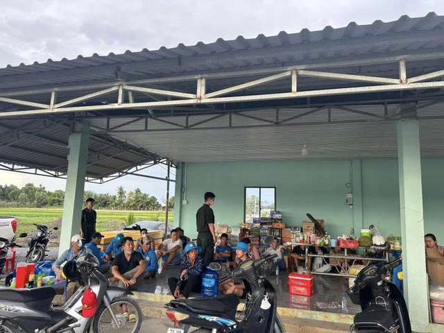 Thủ đoạn tinh vi của nhóm đối tượng biến hồ câu thành nơi sát phạt đỏ đen, livestream quảng bá mỗi ngày- Ảnh 1. Thủ đoạn tinh vi của nhóm đối tượng biến hồ câu thành nơi sát phạt đỏ đen, livestream quảng bá mỗi ngày- Ảnh 1.